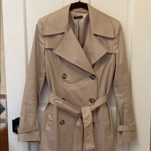 Tahari tan trench coat